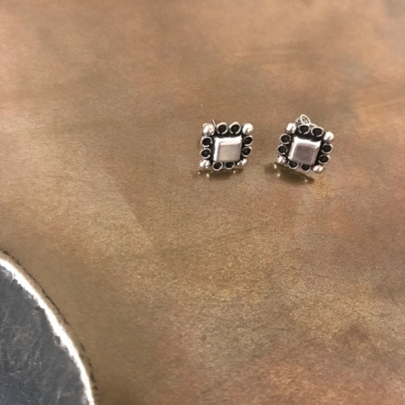 Taxco Artisan Blackened Sterling Silver Square Earrings! 925 NEW on package - Picture 3 of 4